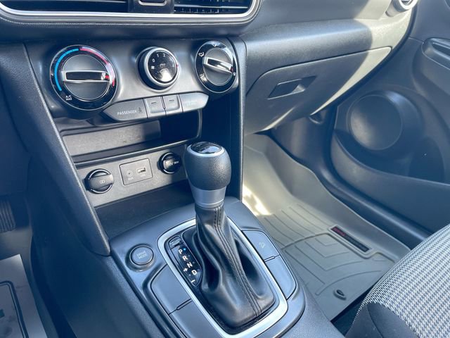 Used 2020 Hyundai Kona SE image 15