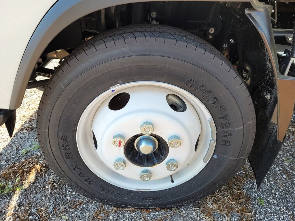 New 2024 Chevrolet Low Cab Forward RWD image 6