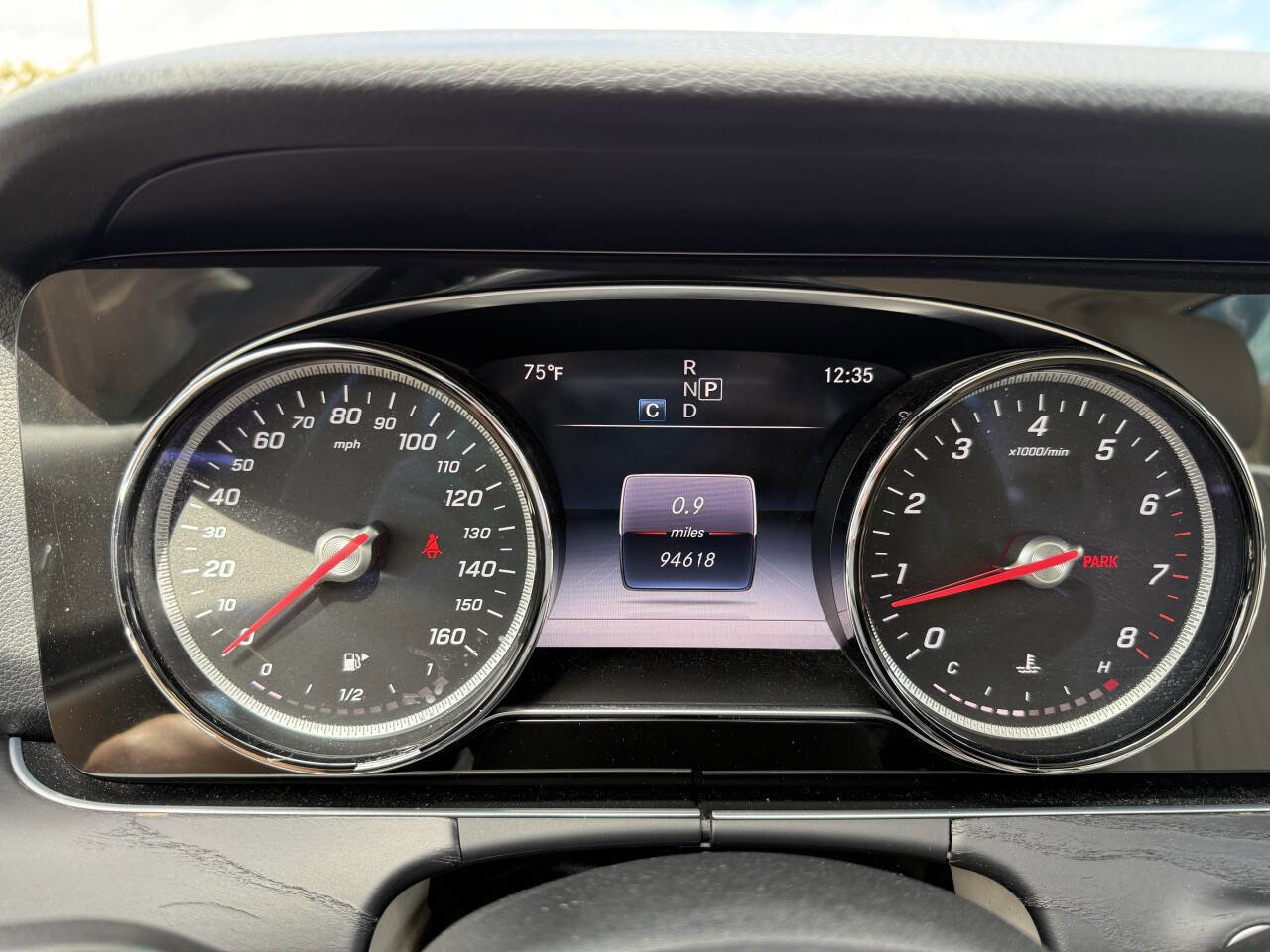 Used 2017 Mercedes-Benz E 300 4MATIC image 30