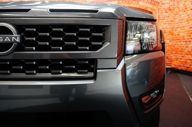 Used 2025 Nissan Frontier SV w/ SV Convenience Package AWD/4WD image 63