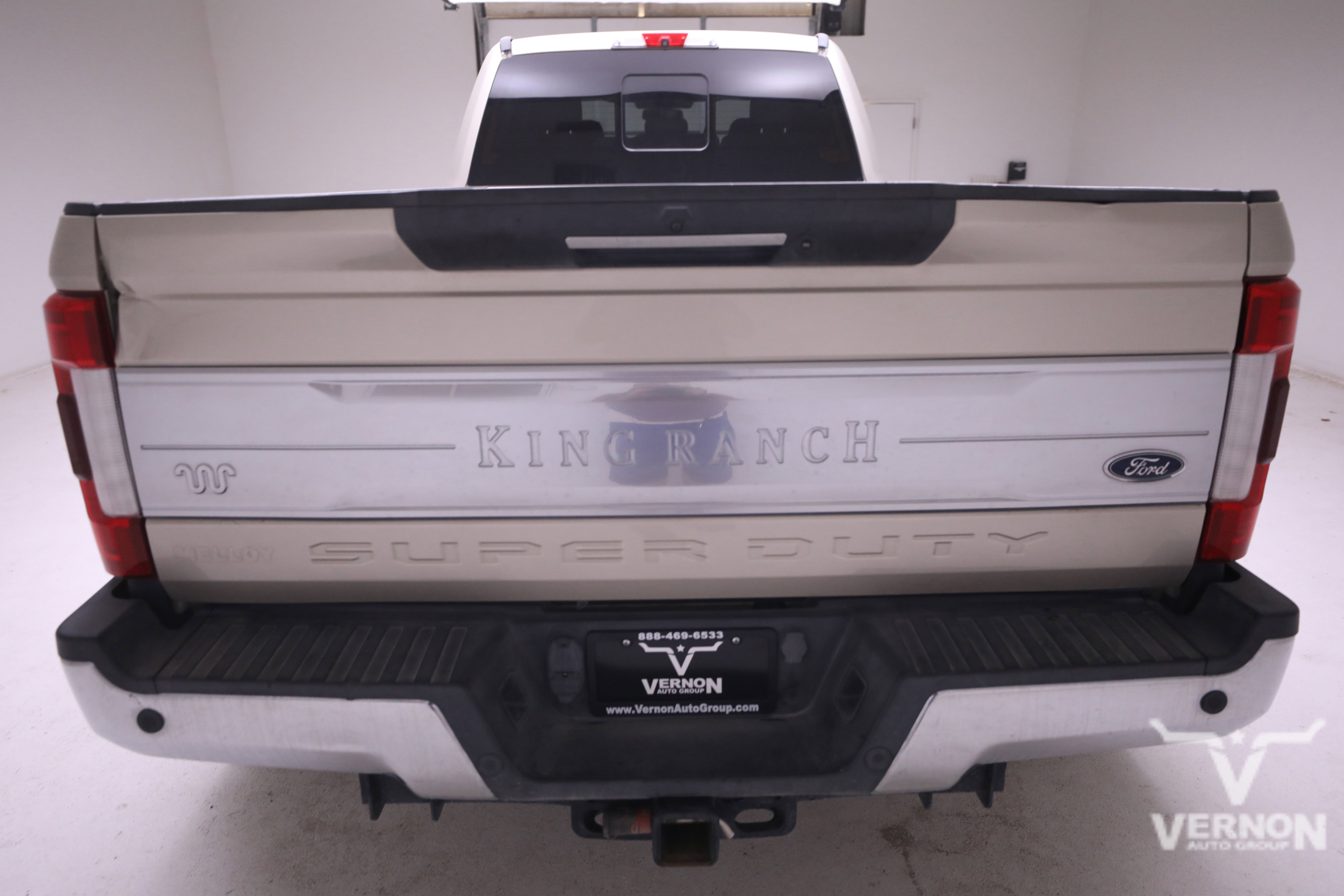 Used 2018 Ford F350 King Ranch w/ King Ranch Ultimate Package image 4