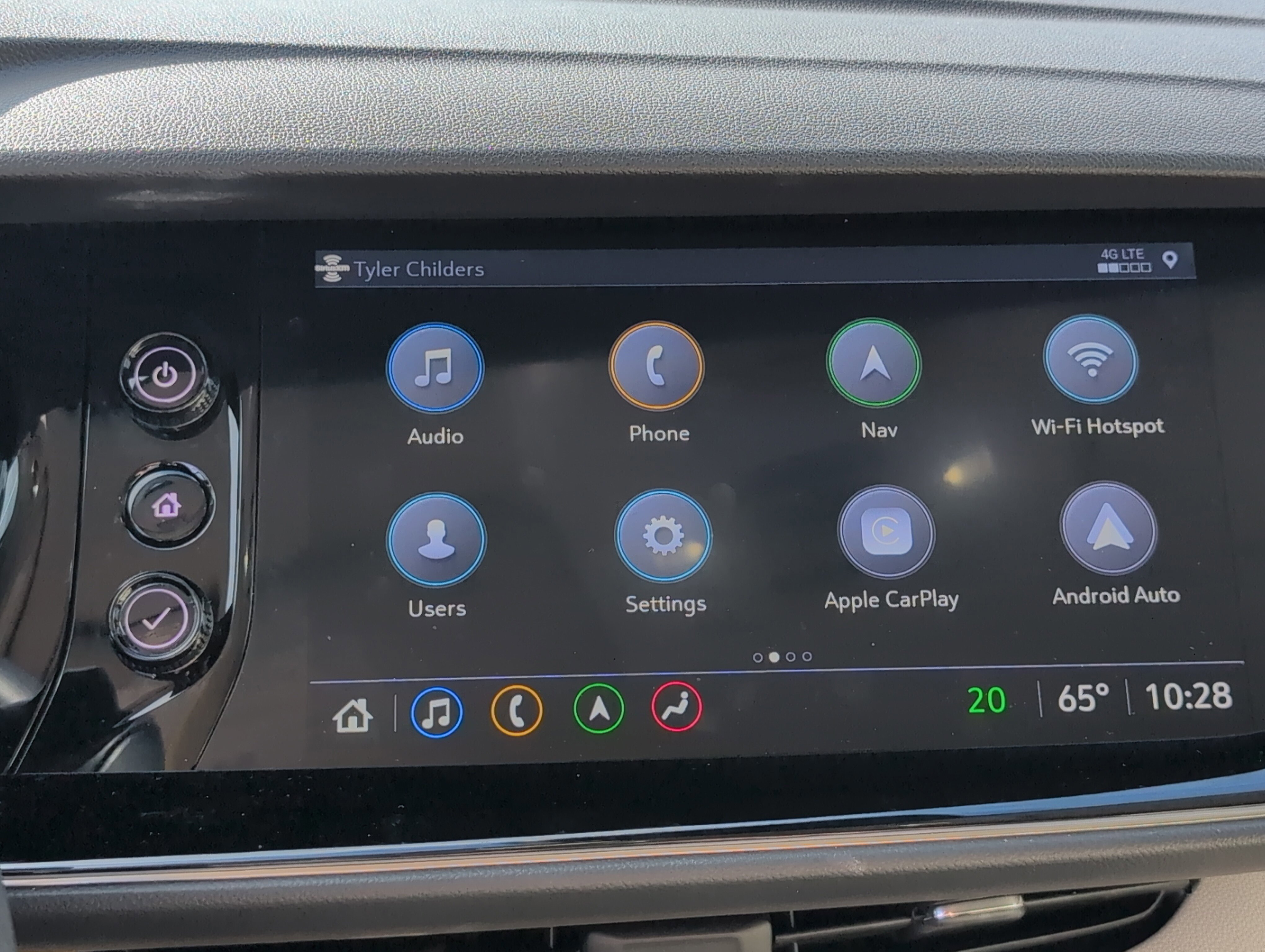 Used 2021 Buick Envision Avenir w/ Technology Package II image 19