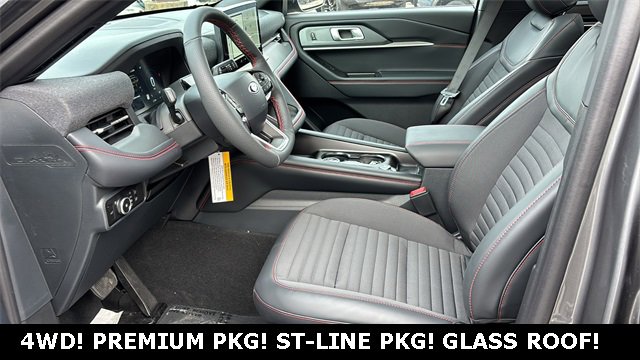 New 2026 Ford Explorer ST-Line w/ ST-Line Street Pack image 23