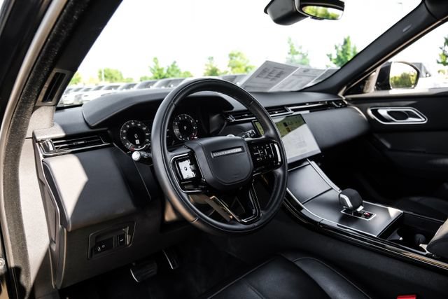 Used 2024 Land Rover Range Rover Velar Dynamic SE AWD/4WD image 3
