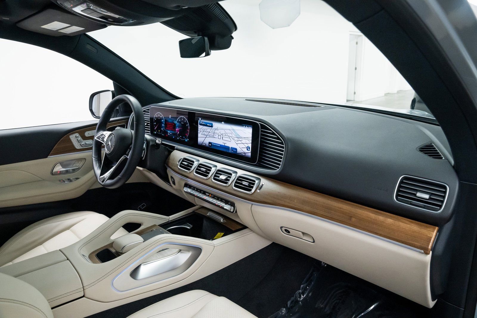 Used 2024 Mercedes-Benz GLE 350 4MATIC image 23