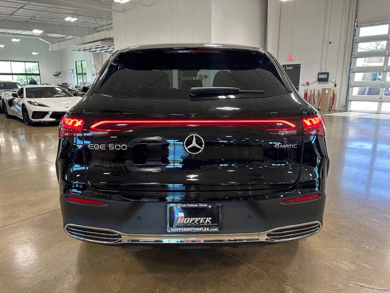 Used 2023 Mercedes-Benz EQE 500 4MATIC SUV image 6