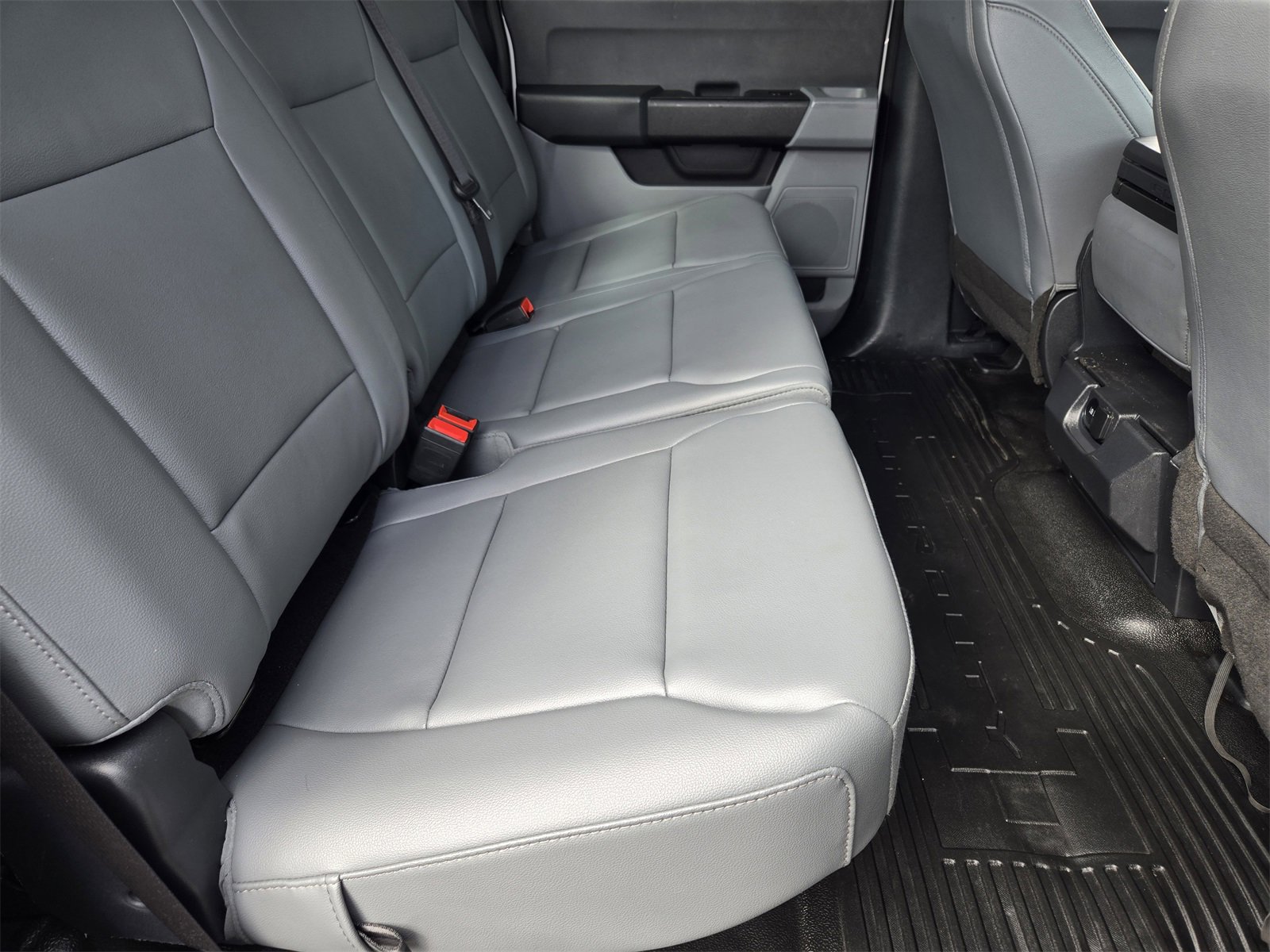 Used 2023 Ford F350 XL image 29