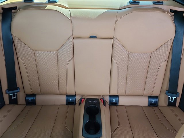 Used 2024 BMW M440i Convertible w/ Premium Package image 18