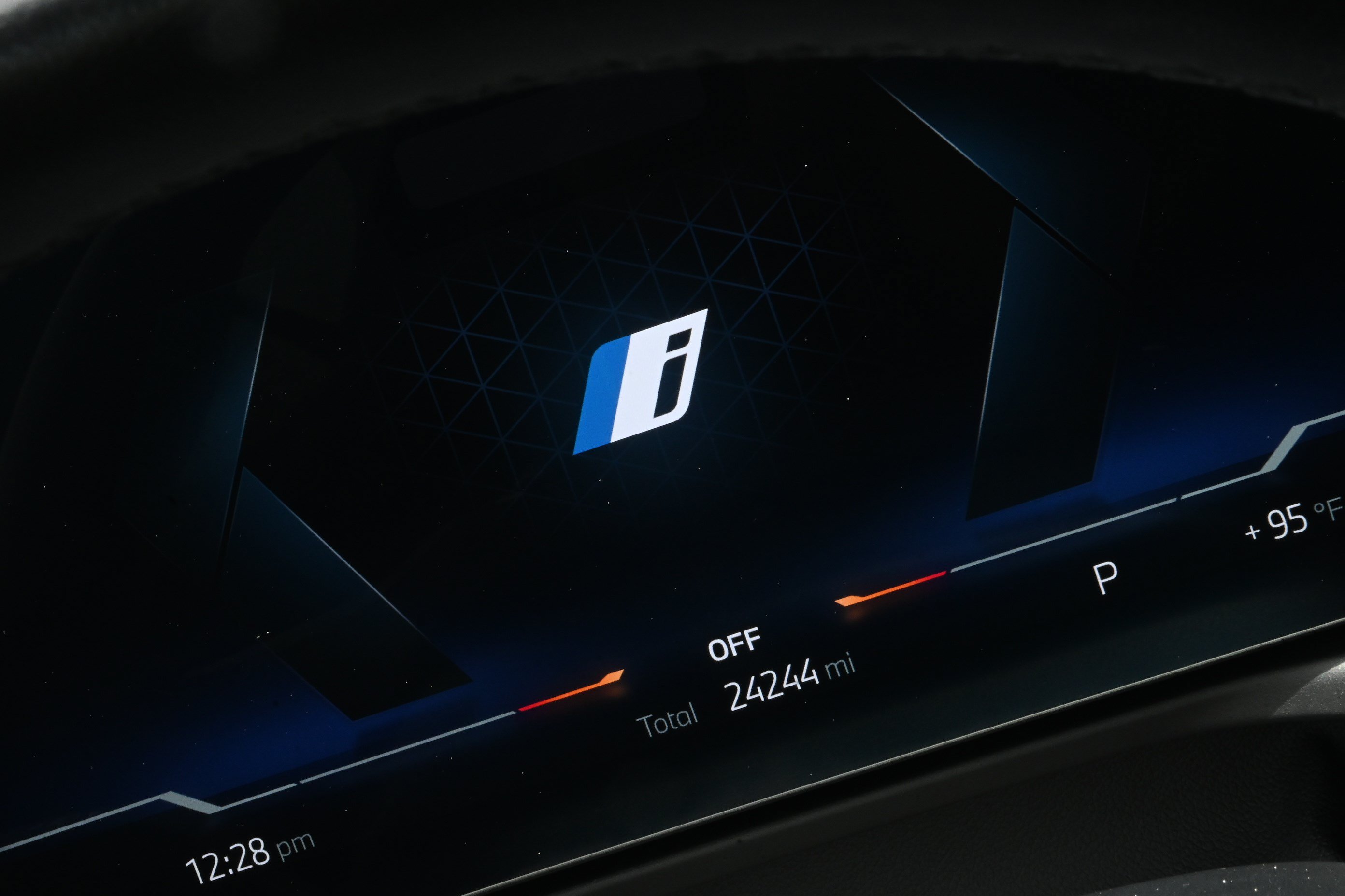 Certified 2023 BMW i4 eDrive35 RWD image 37