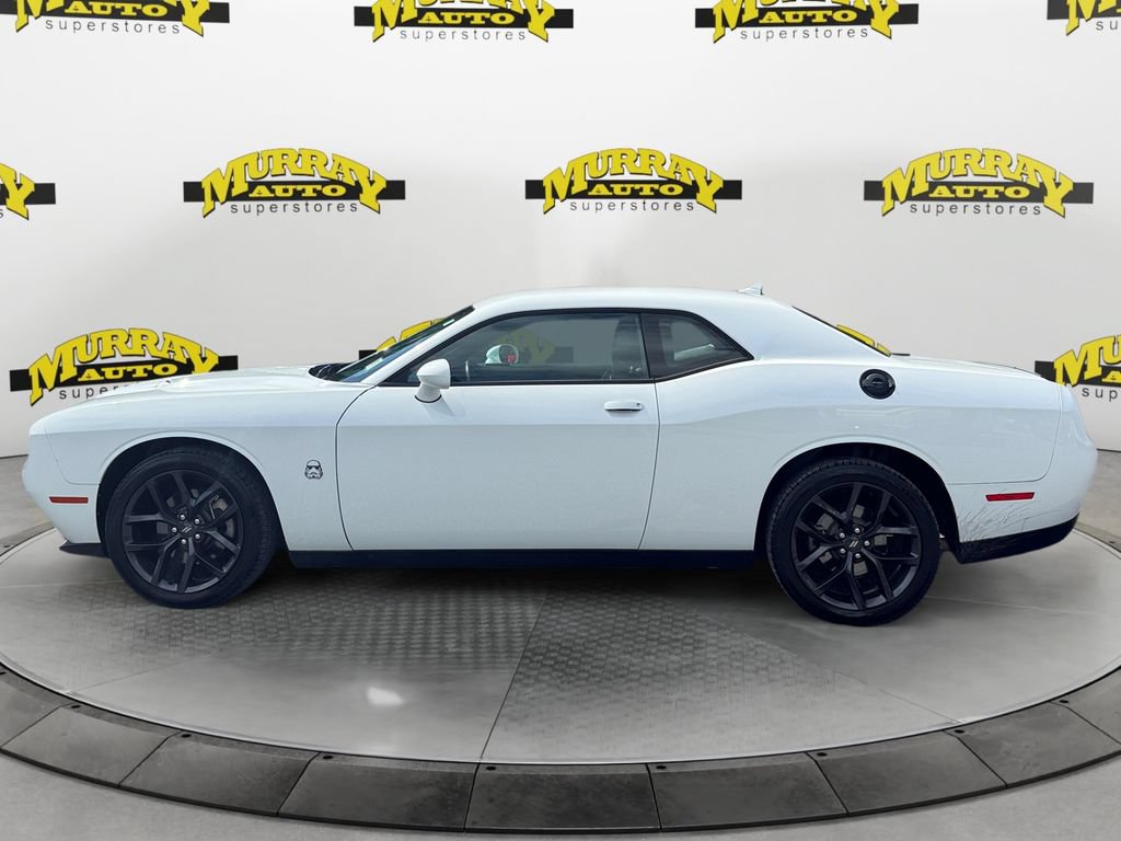 Used 2021 Dodge Challenger SXT w/ Plus Package RWD image 2
