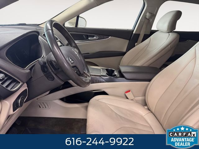 Used 2018 Lincoln MKX Reserve w/ Lincoln MKX Climate Package AWD/4WD image 7