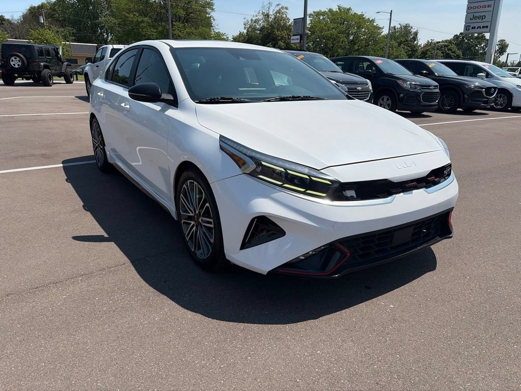 Used 2022 Kia Forte GT w/ GT2 Package FWD image 3