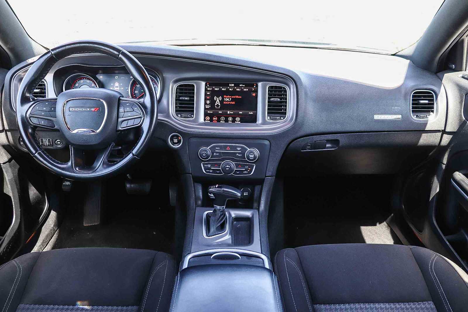 Used 2023 Dodge Charger SXT RWD image 12