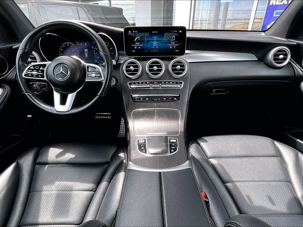 Used 2022 Mercedes-Benz GLC 300 4MATIC image 22