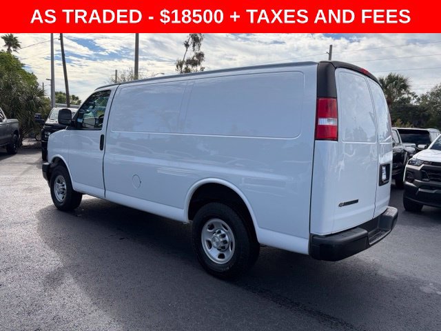 Used 2023 Chevrolet Express 2500 w/ Driver Convenience Package RWD image 4