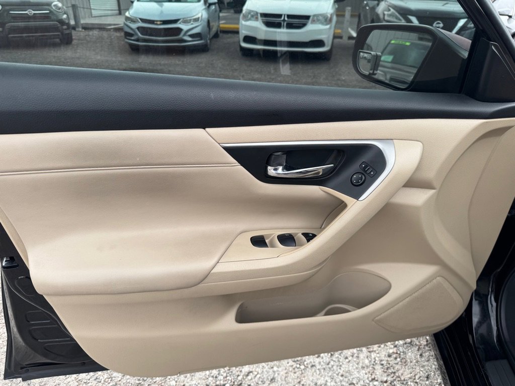 Used 2015 Nissan Altima 2.5 S w/ Power Driver Seat Package image 15