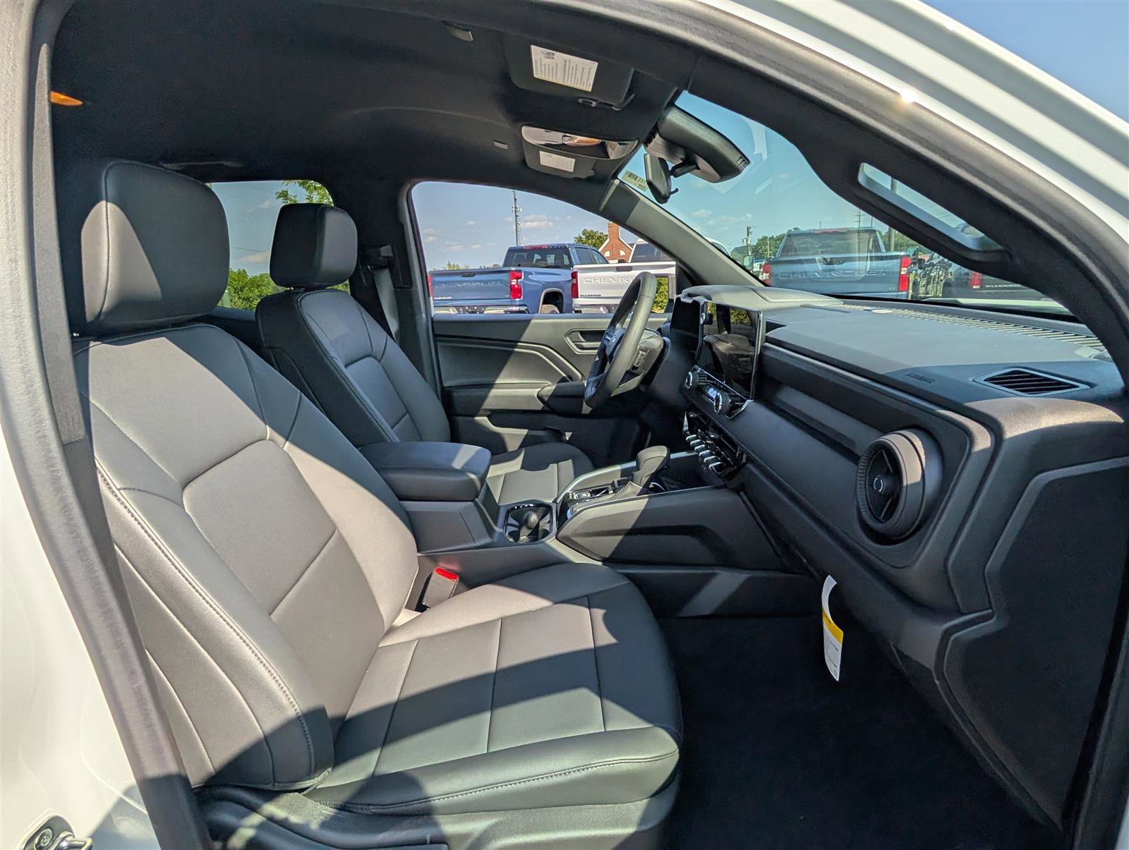 New 2025 Chevrolet Colorado W/T w/ Advanced Trailering Package image 7