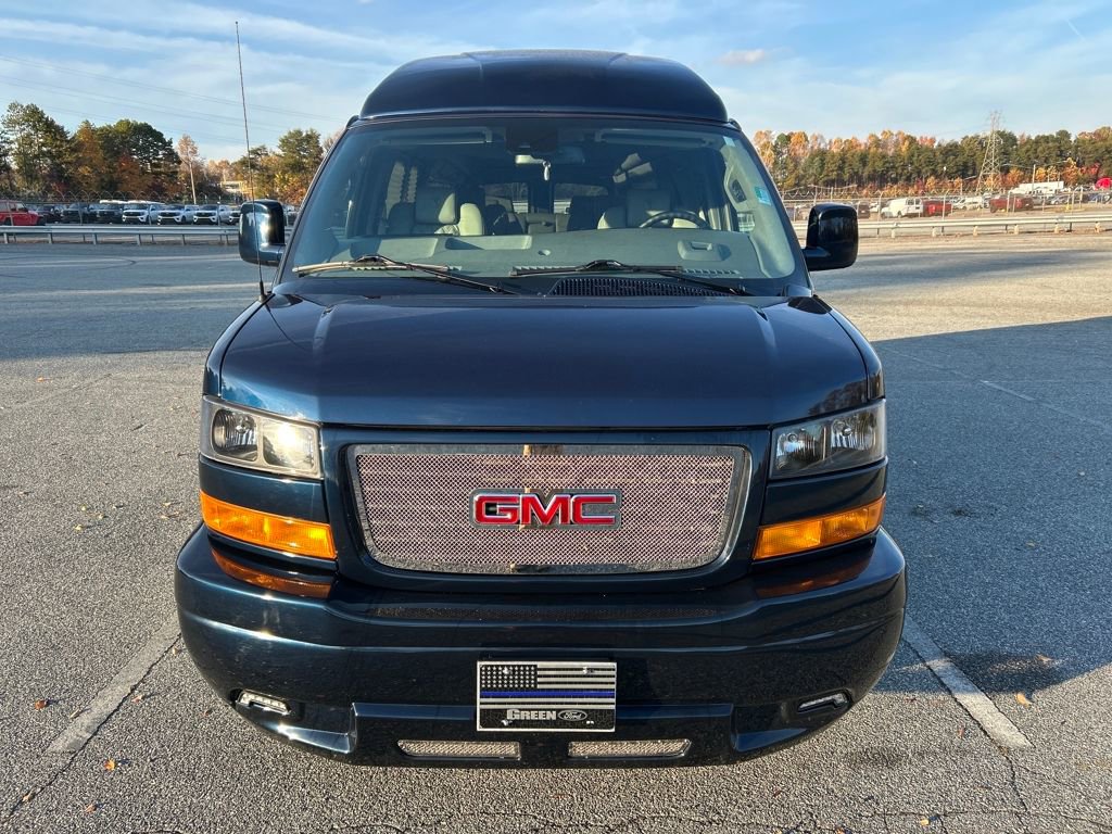 Used 2025 GMC Savana 2500 Extended w/ Driver Convenience Package image 9