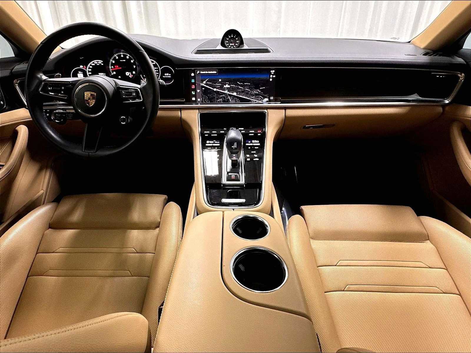 Used 2022 Porsche Panamera 4 Platinum Edition AWD/4WD image 16