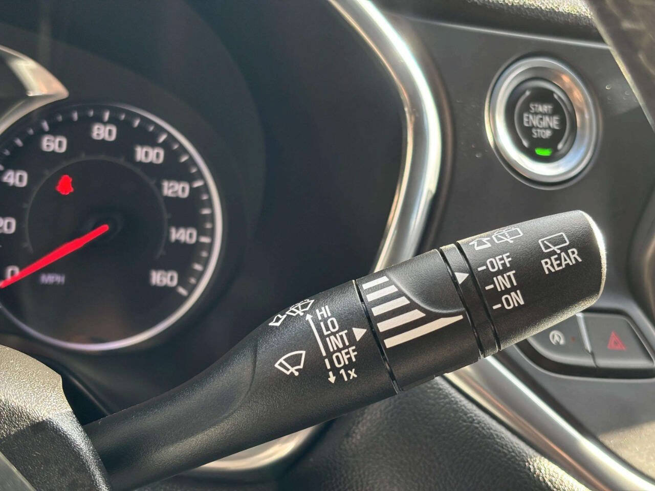 Used 2020 Chevrolet Blazer LT AWD/4WD image 30