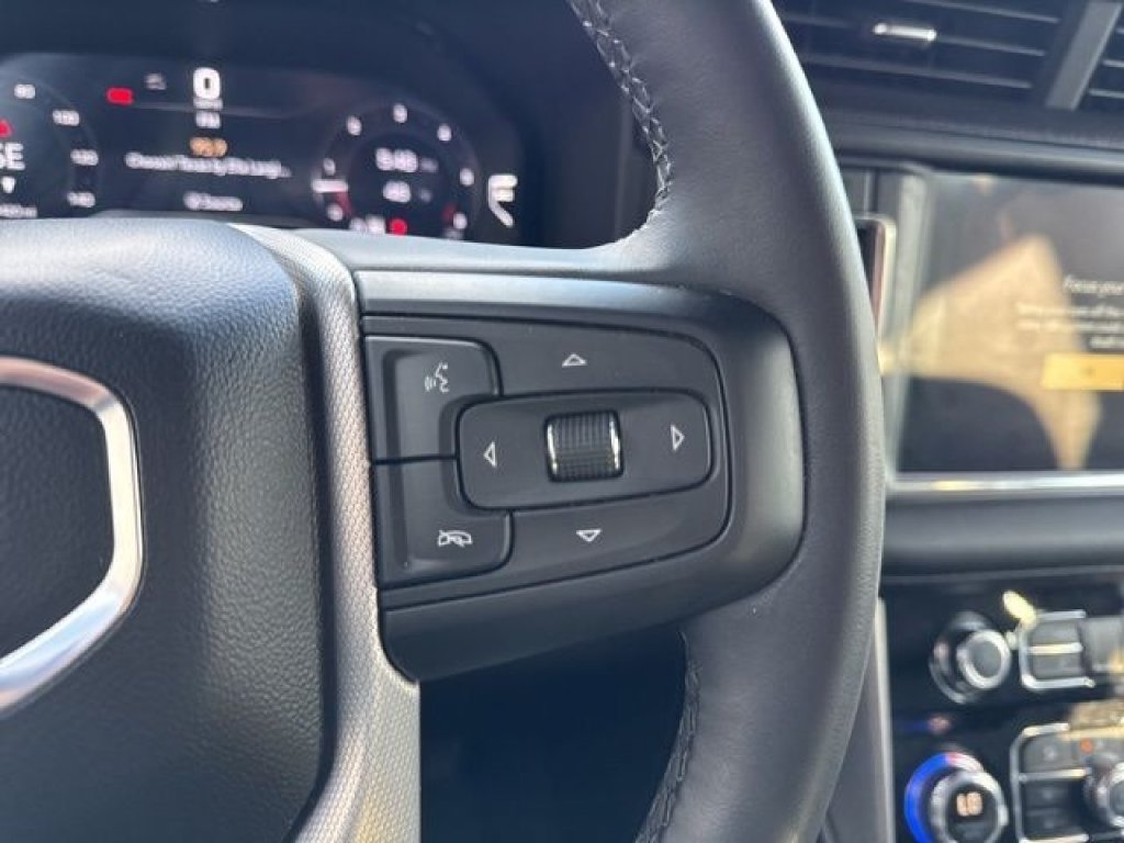 Used 2023 GMC Yukon Denali w/ LPO, Floor Liner Package AWD/4WD image 24