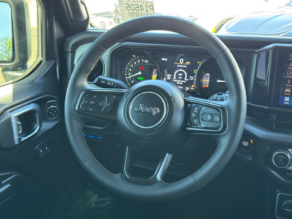 Used 2024 Jeep Wrangler Unlimited w/ Convenience Group AWD/4WD image 23