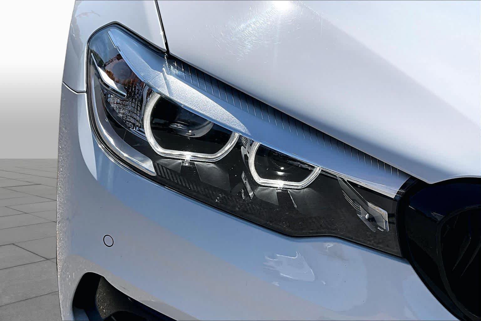 Used 2018 BMW 530i w/ Premium Package RWD image 27