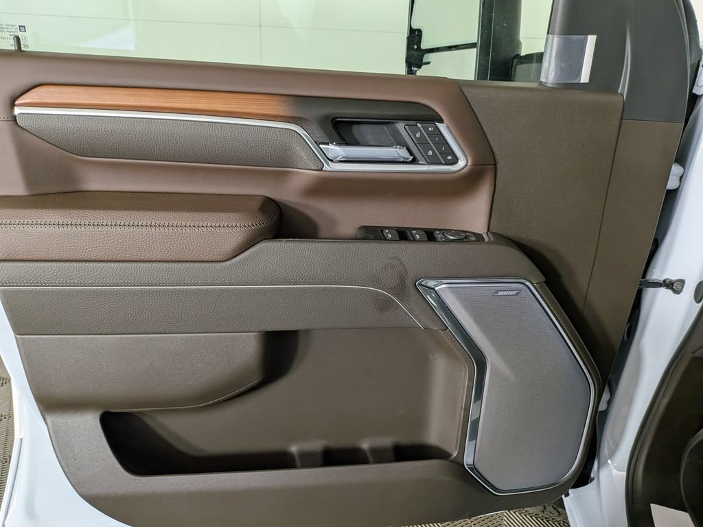 New 2026 GMC Sierra 2500 Denali w/ Denali Reserve Package AWD/4WD image 13