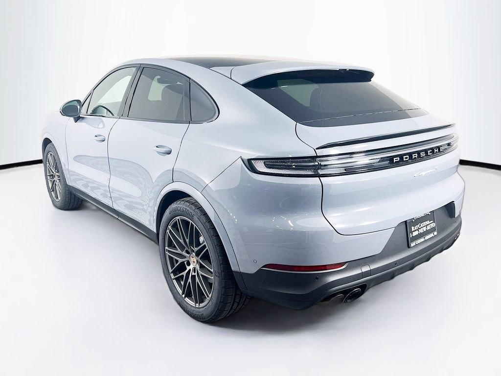 New 2026 Porsche Cayenne S image 3