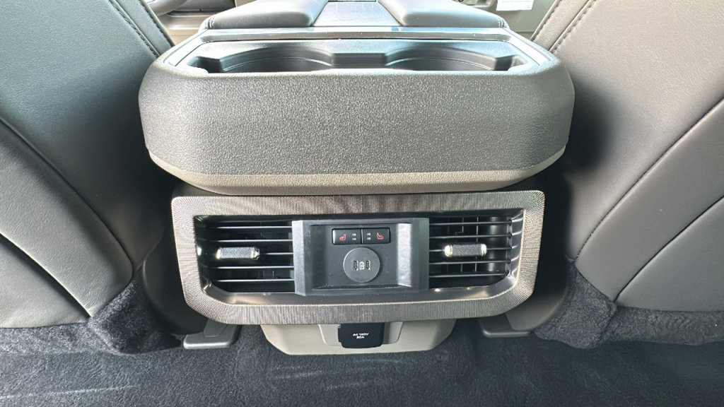 New 2026 Ford F350 Lariat image 25
