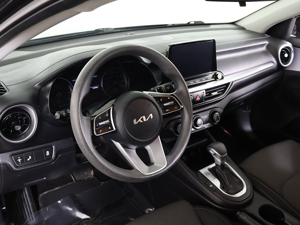 Used 2022 Kia Forte LXS w/ LXS Technology Package image 25