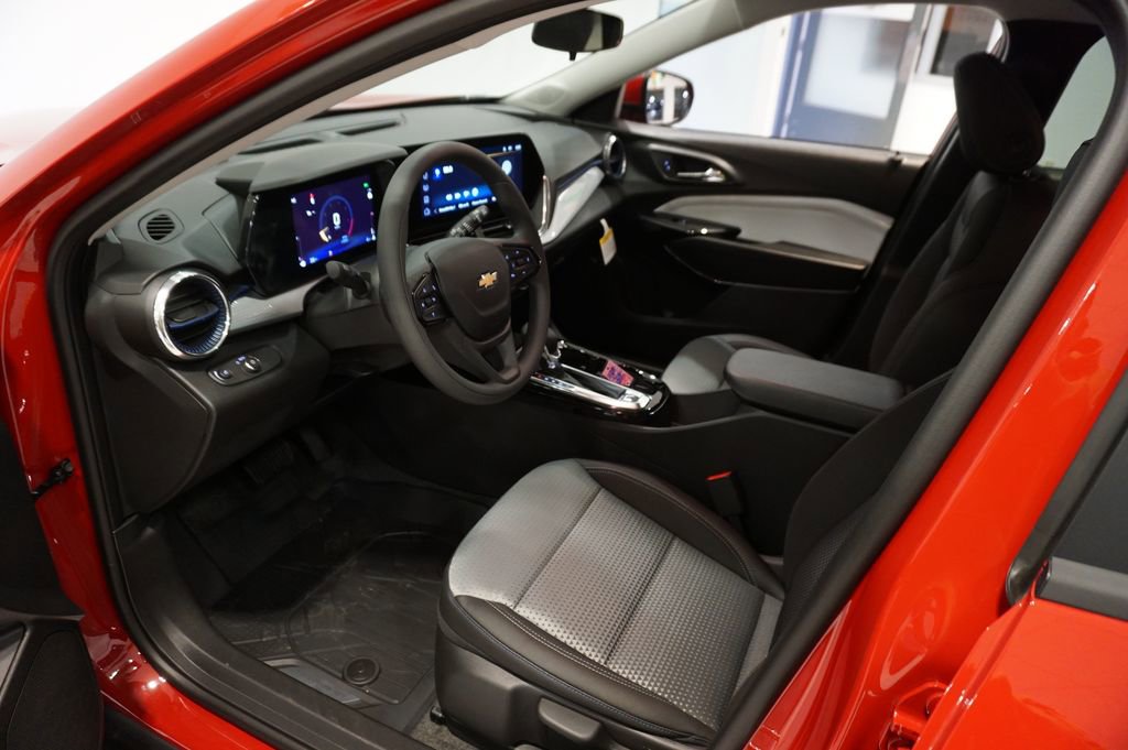 New 2026 Chevrolet Trax LT image 9