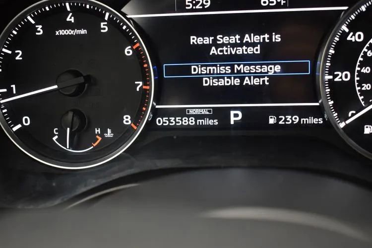 Used 2024 Mitsubishi Outlander FWD image 27