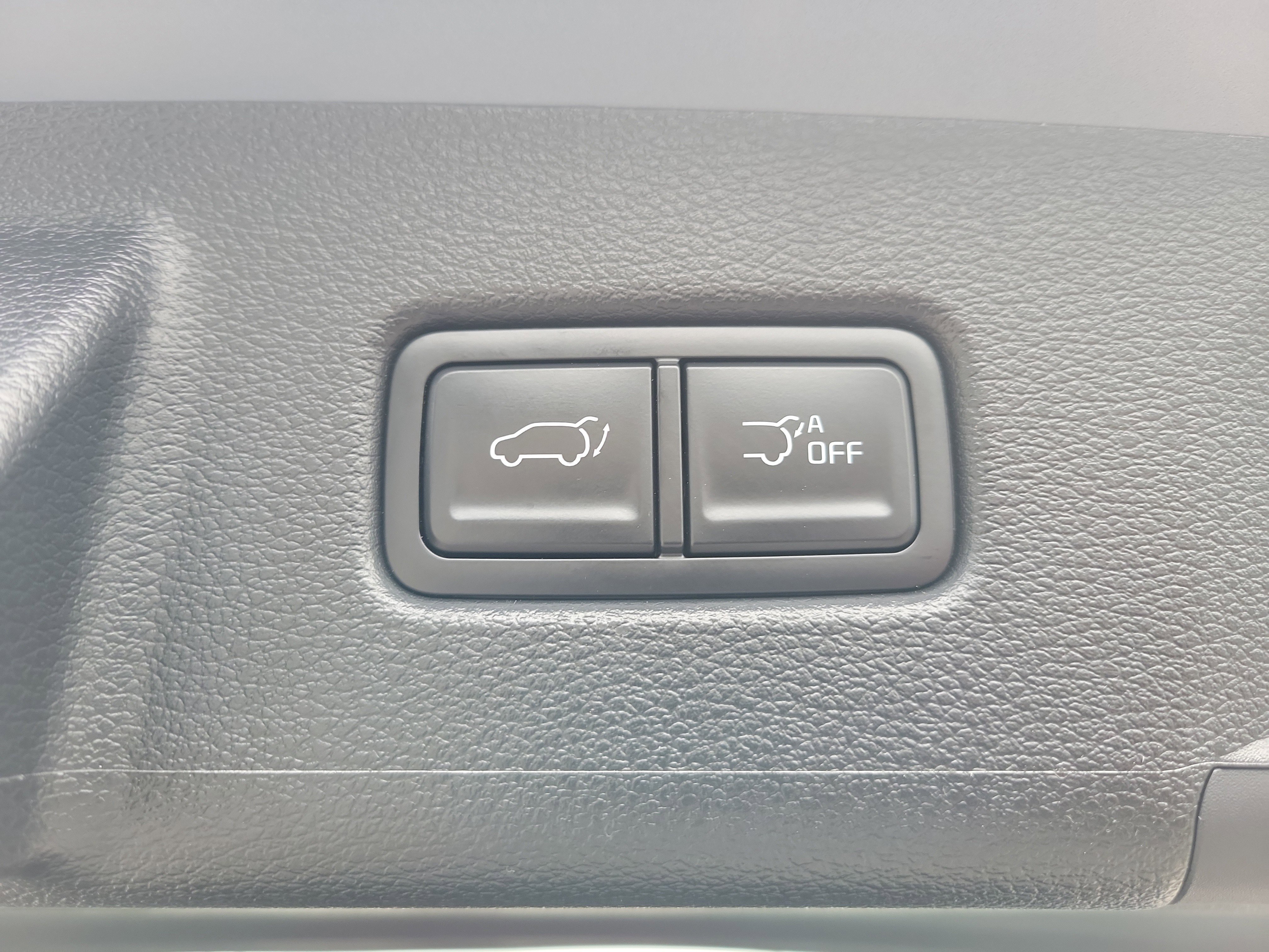 Certified 2025 Kia Telluride S image 14