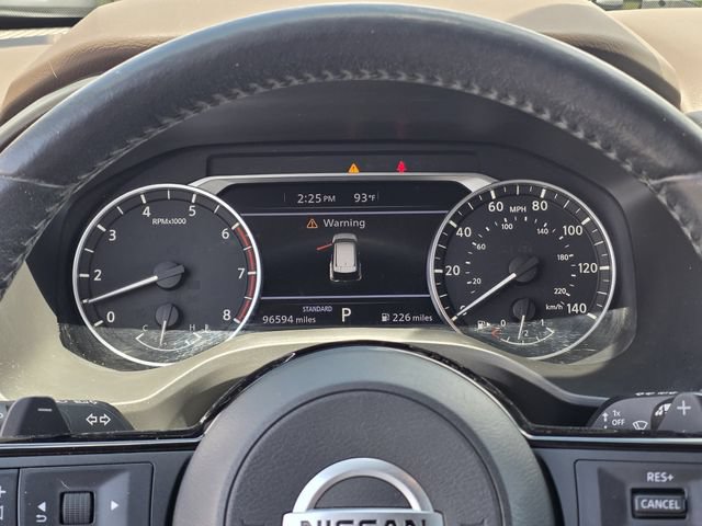 Used 2021 Nissan Rogue SL FWD image 11