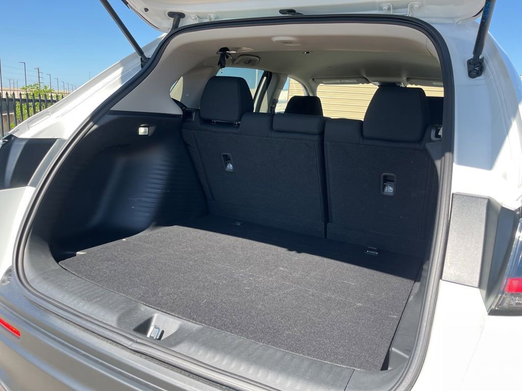 Certified 2026 Honda HR-V LX image 9