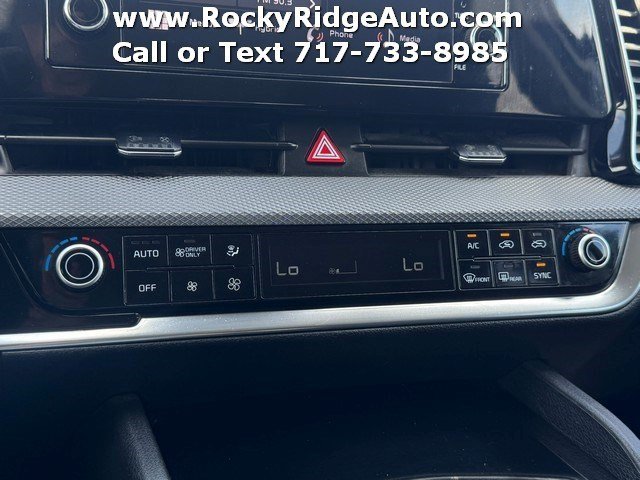 Used 2023 Kia Sportage LX AWD/4WD image 23