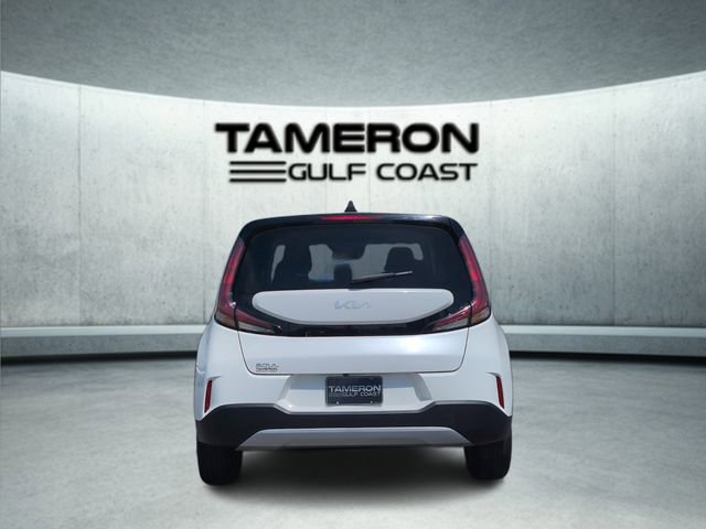 Used 2024 Kia Soul LX w/ Option Group 015 FWD image 4