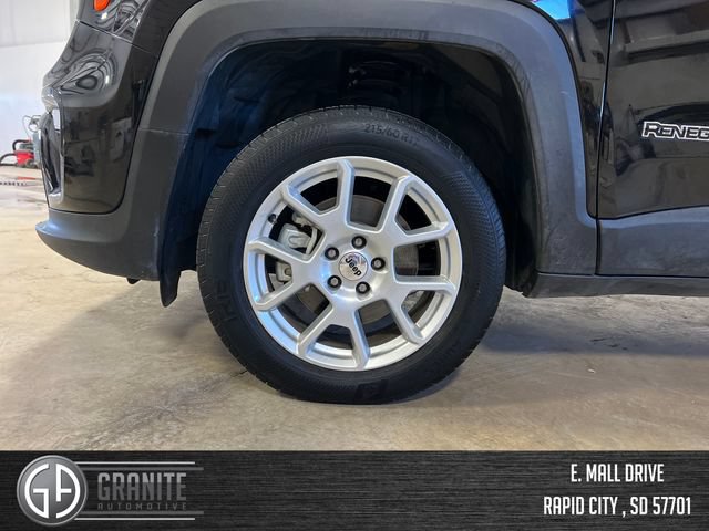 Used 2023 Jeep Renegade Latitude AWD/4WD image 27