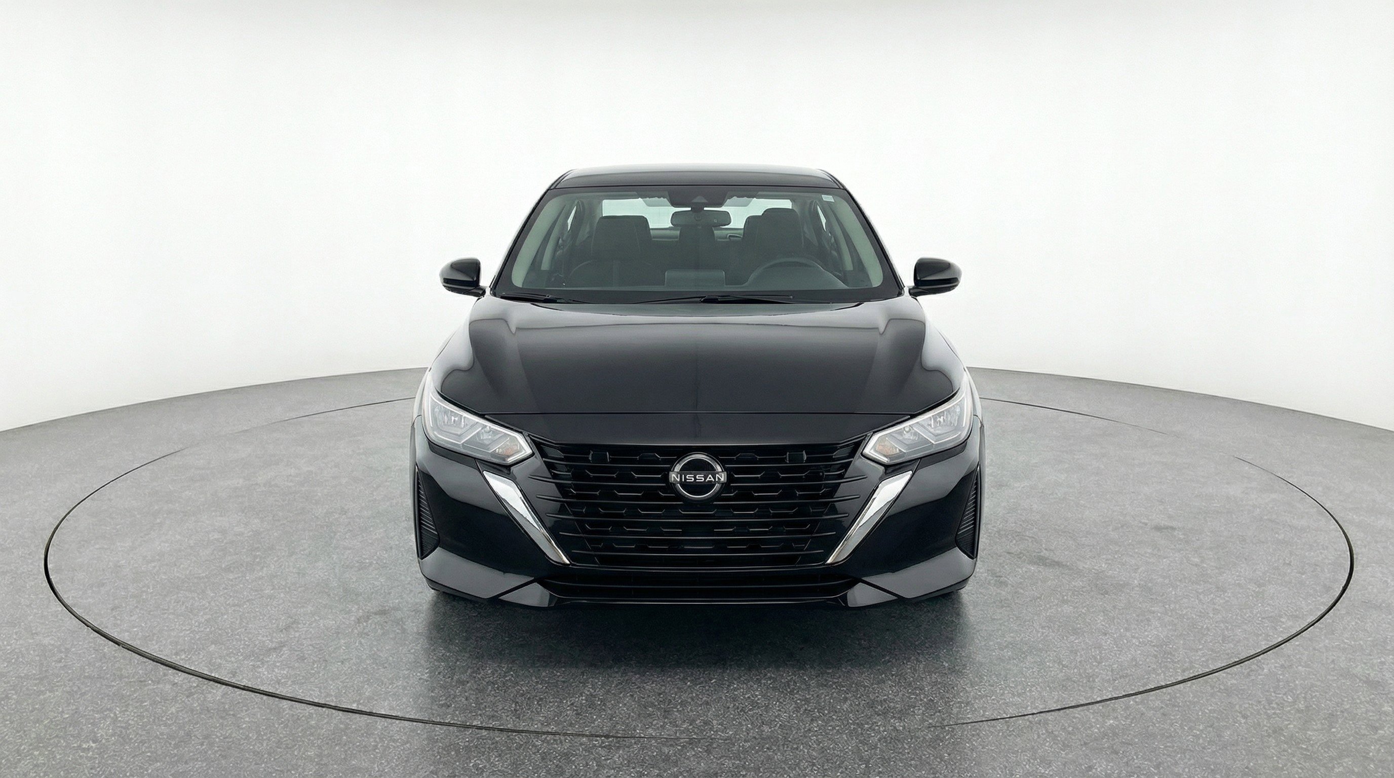 Used 2025 Nissan Sentra SV image 2