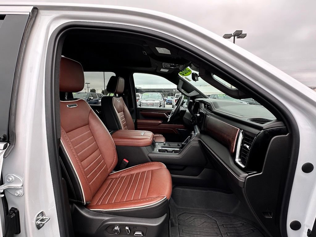 Certified 2024 GMC Sierra 3500 Denali Ultimate AWD/4WD image 13