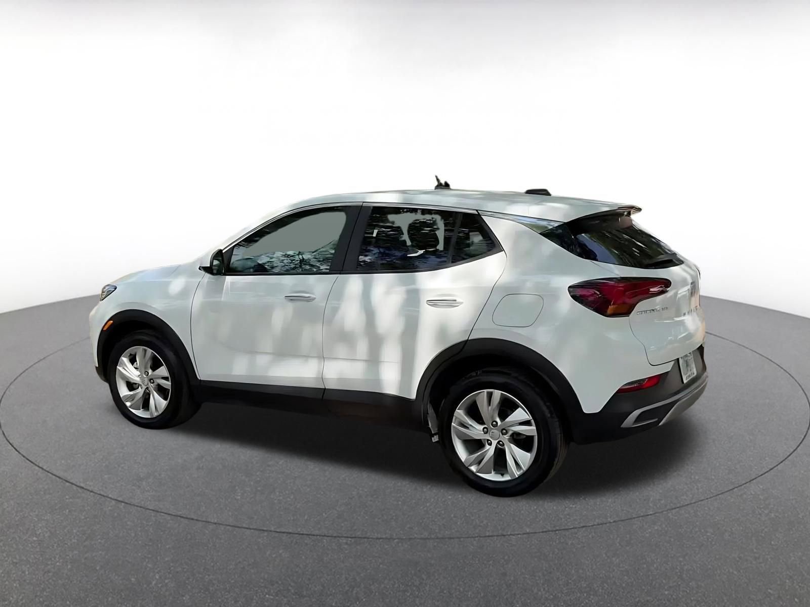 Used 2025 Buick Encore GX Preferred FWD image 10