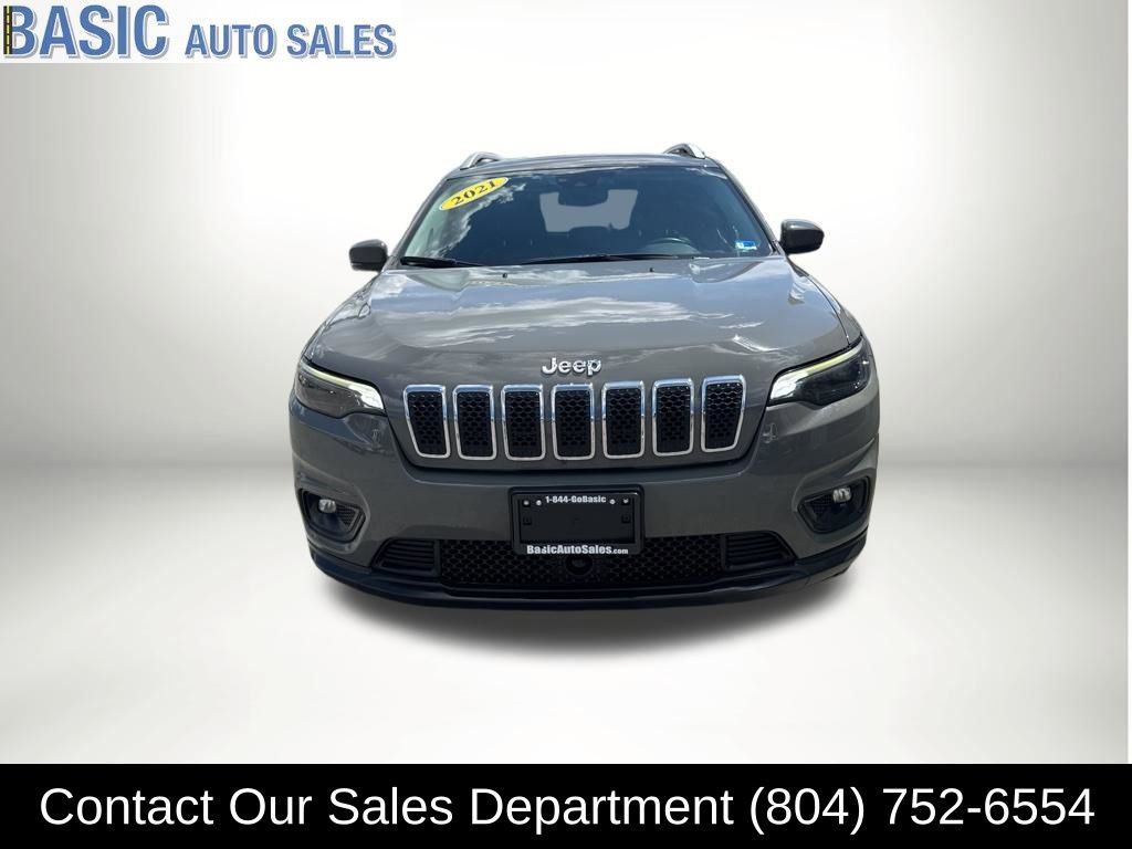 Used 2021 Jeep Cherokee Latitude Lux w/ Comfort/Convenience Group AWD/4WD image 3