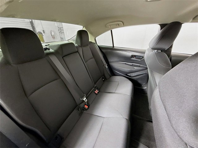 Used 2022 Toyota Corolla LE image 28