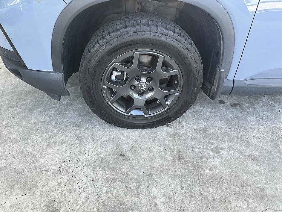 Used 2024 Honda Pilot TrailSport image 9
