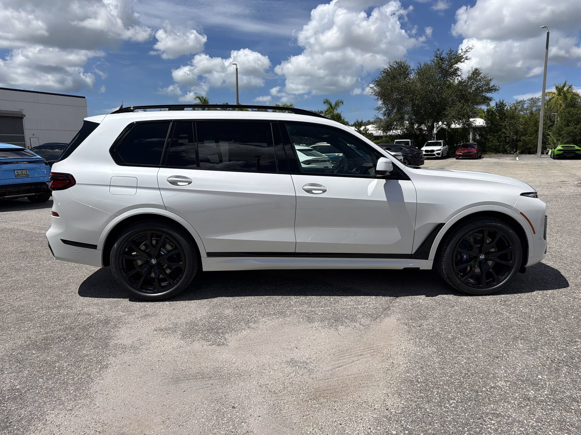 New 2027 BMW X7 xDrive40i w/ Executive Package AWD/4WD image 3