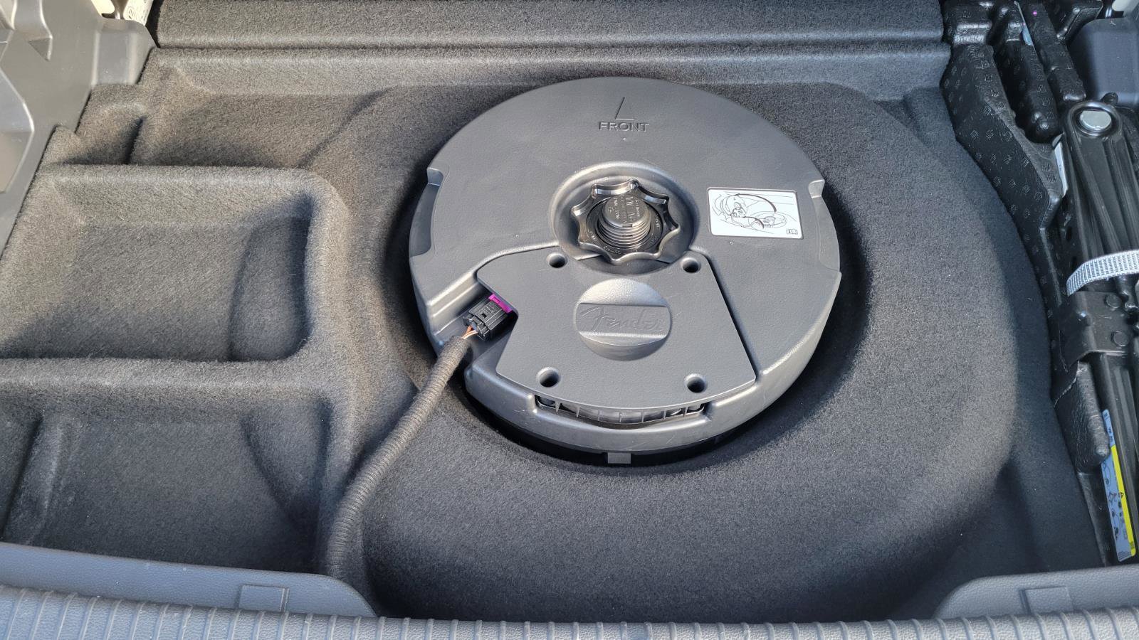 Used 2019 Volkswagen Atlas SEL Premium image 38