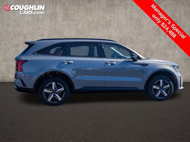 Used 2023 Kia Sorento EX w/ Panoramic Sunroof Package image 8