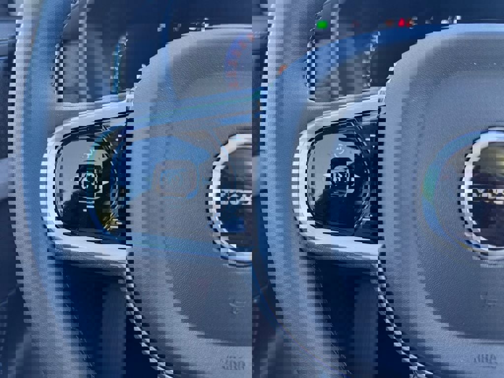 New 2026 Volvo XC90 T8 Ultra w/ Protection Package Premier image 13