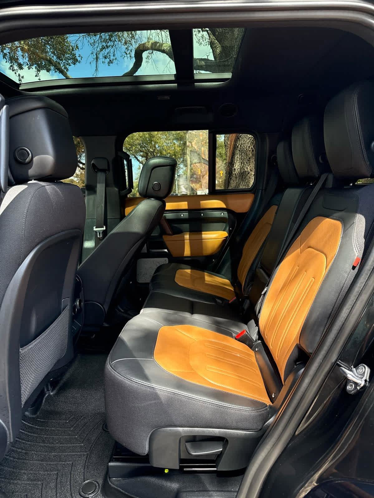 Used 2024 Land Rover Defender 130 X AWD/4WD image 11